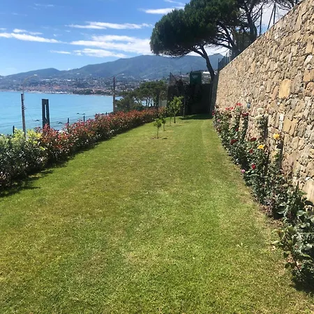 Apartment Moderno Vista Mare *